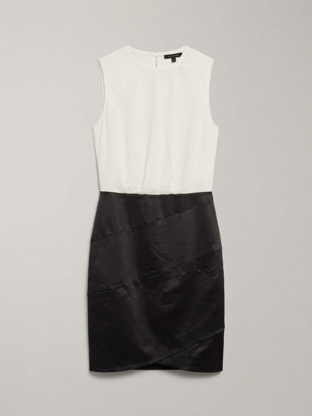 NWT R&W Elegant Sleeveless Dress in Black and White, Size 10,PTP 19”